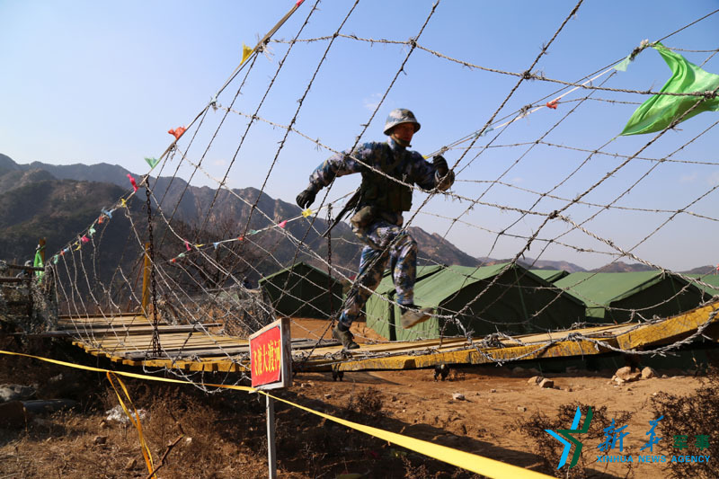 ֱ��������̨���չ���ѧԺ6700�����±�Ұ��ѵ��(ͼ)��5��