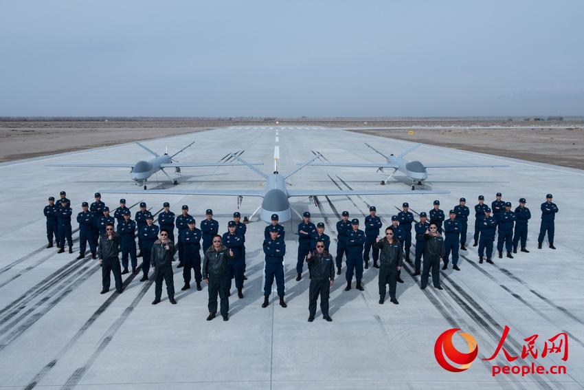 �����������Ŷ����й��վ����˻�����Ա�ġ����Ӷӡ��������Ӱ 