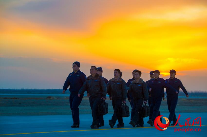 ʤ��������������