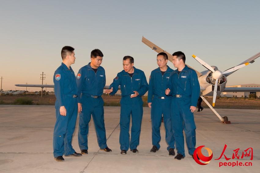 ���������Աһ�𷴸������������ܡ������Ӱ