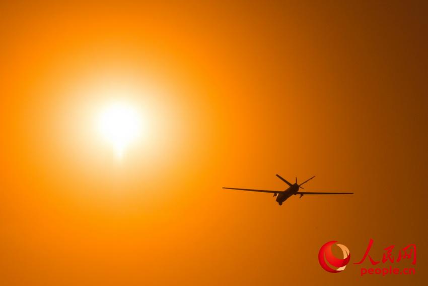 �����º��̡������Ӱ