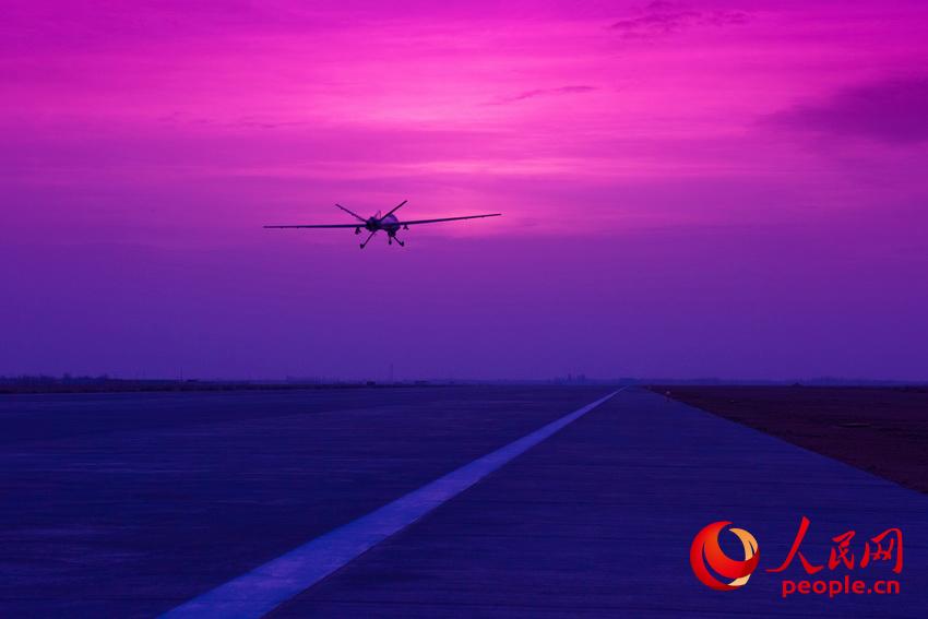 ����ϼ�⣬ �й����˻��Ӹ�ڴ�Į����ɡ������Ӱ