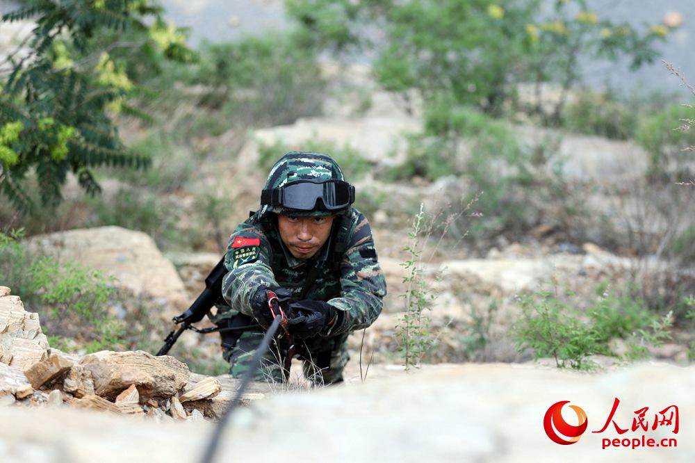 ��ս��Ա���õ��ο�չ�ʵ�ѵ����