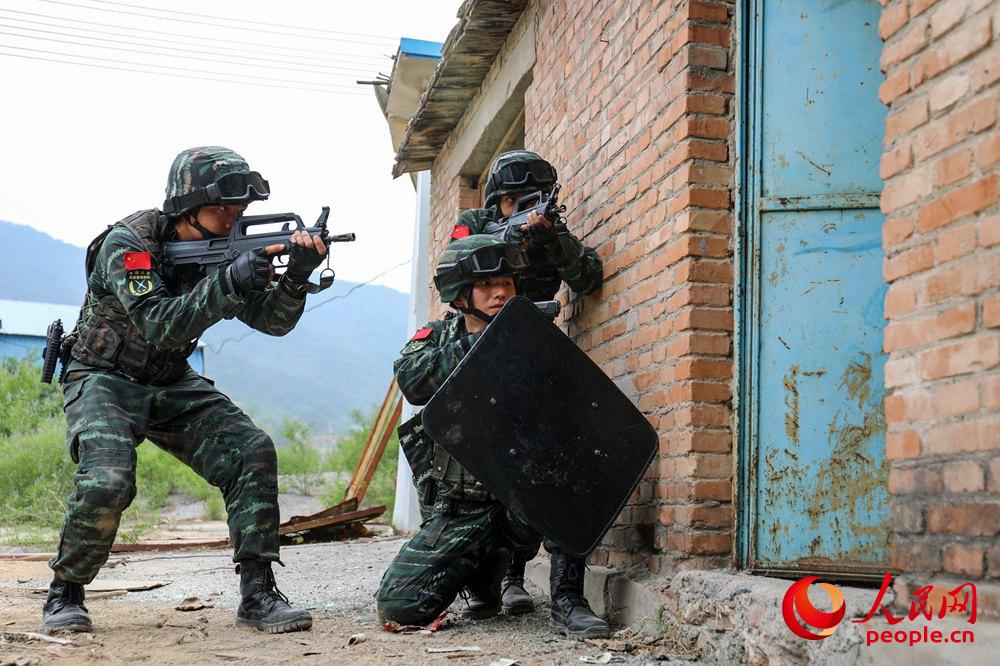 ��ս��Ա���÷������ݽ���ս���ۺ�������