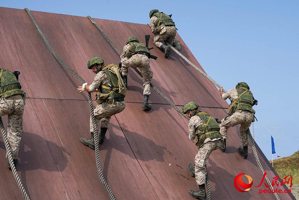 ���ʲ�����Աͨ������бǽ��