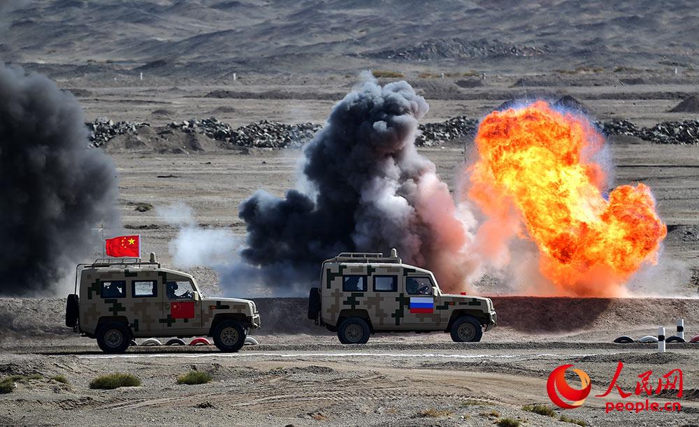 �ж�˫��������Ա��ʻ����ͨ����������