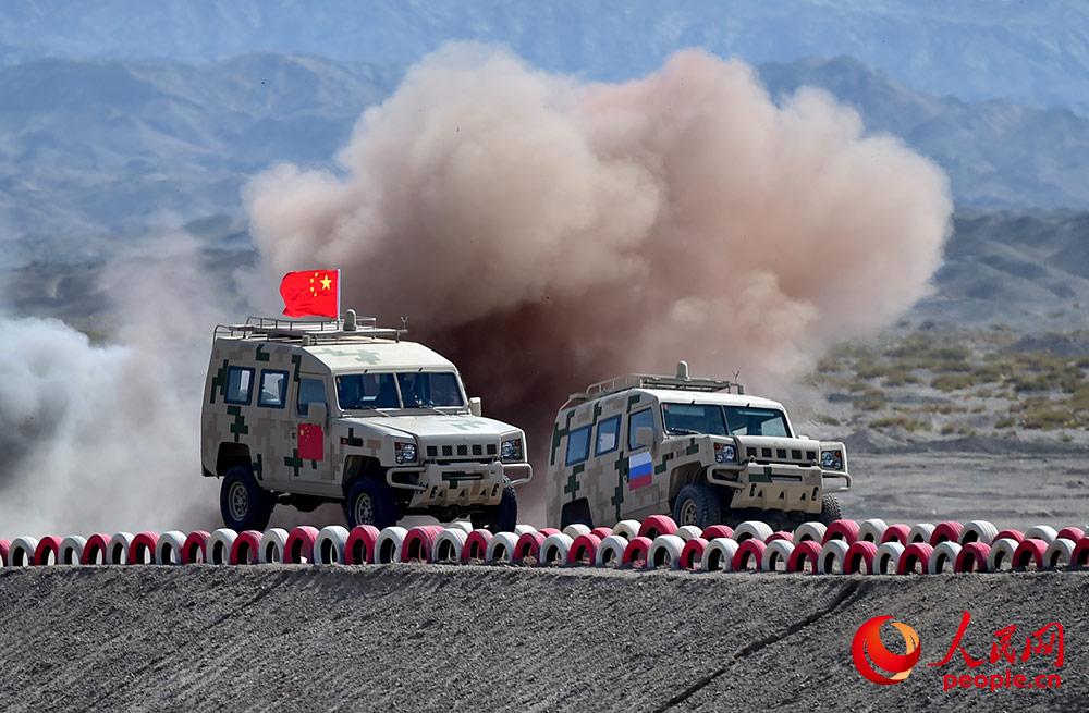 �ж�˫��������Ա��ʻ����ͨ�����롣