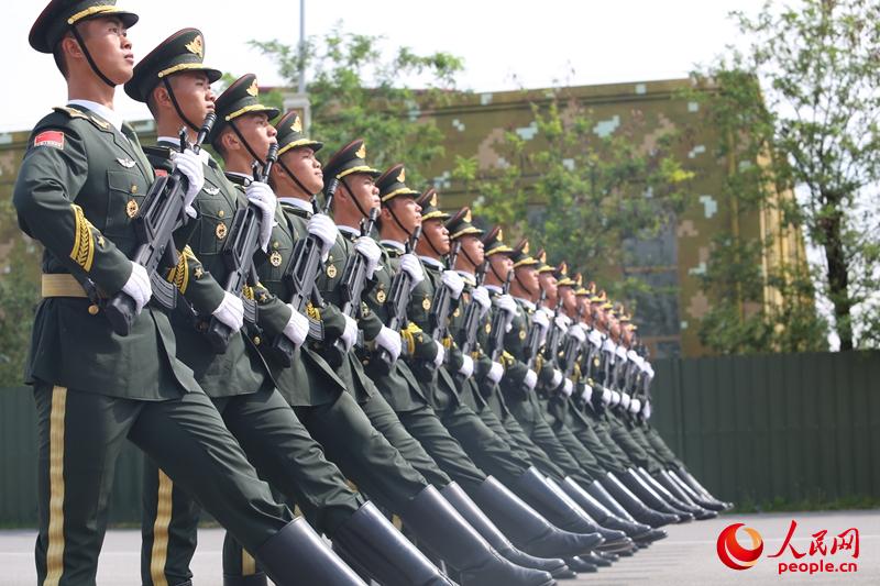 ���̷�������ѵ��������Ӱ������俣�