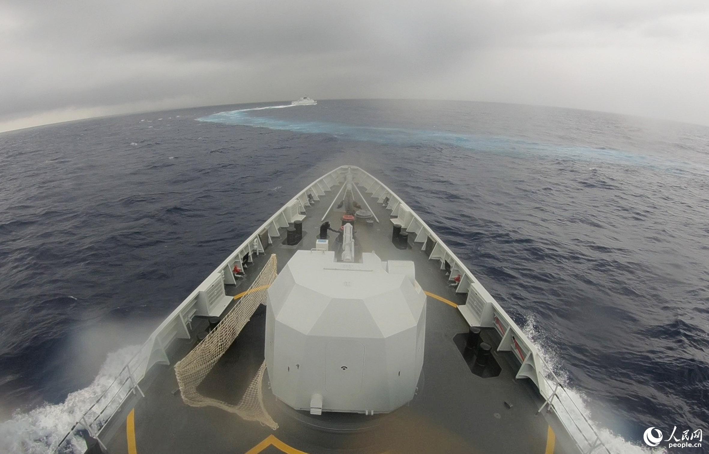 ��Ӵ�Խ��������˺��У���ΰ���㣩