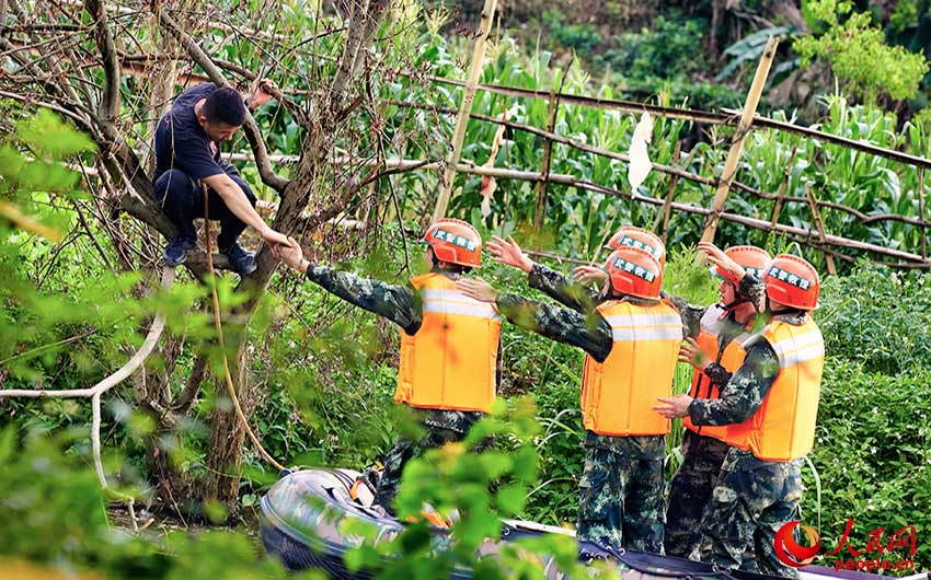 ��ȡ�����Ⱥ�ڡ���