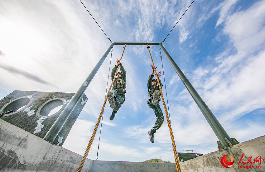 ��Խ����ˮ�ء�