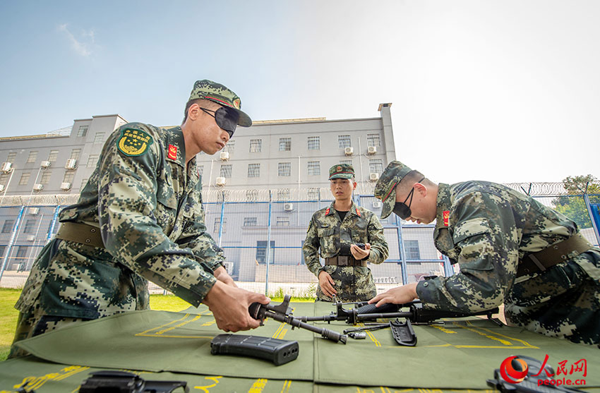 ������е����Ա���ڽ������ۿ��ٲ�װǹ֧������