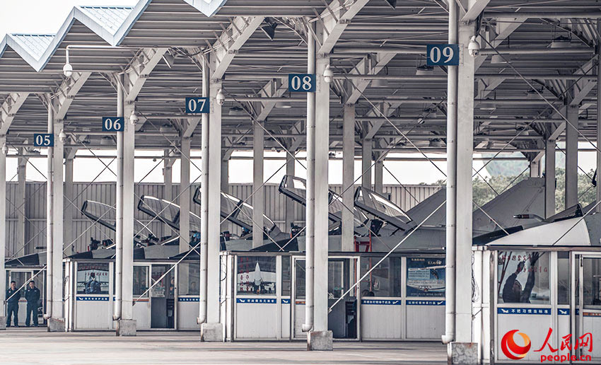 ��ӥ����