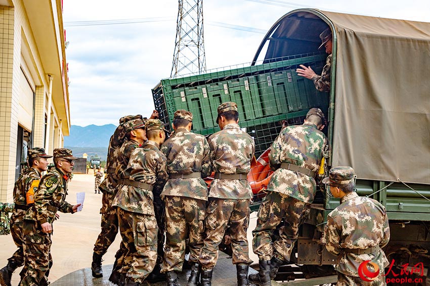 ����װ��ս�����ʡ�