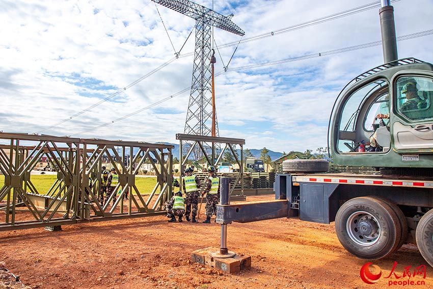 ���ټ��蹫·���š�