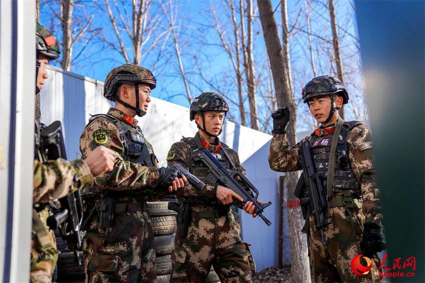 С�鳤����ս��������