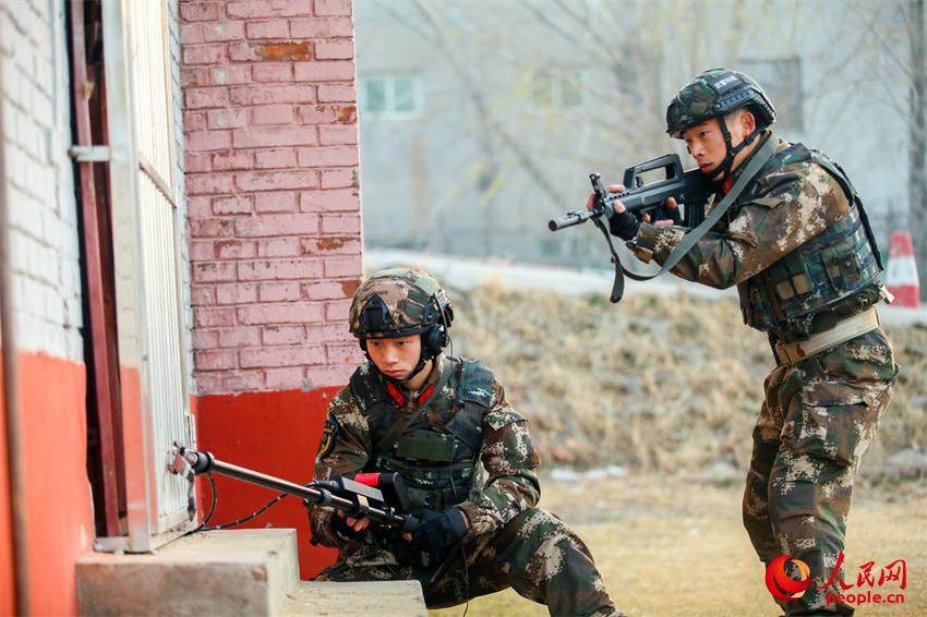 �����豸�鿴�����ڲ������