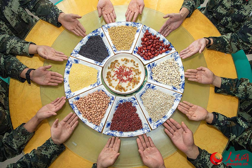 �ٱ���������ʳ�ķּ�װ�̡�