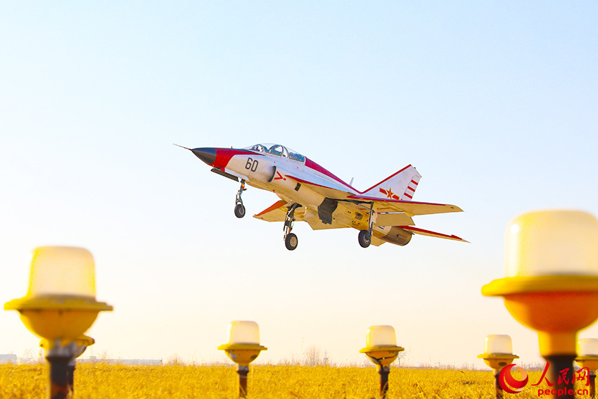 �������ա�