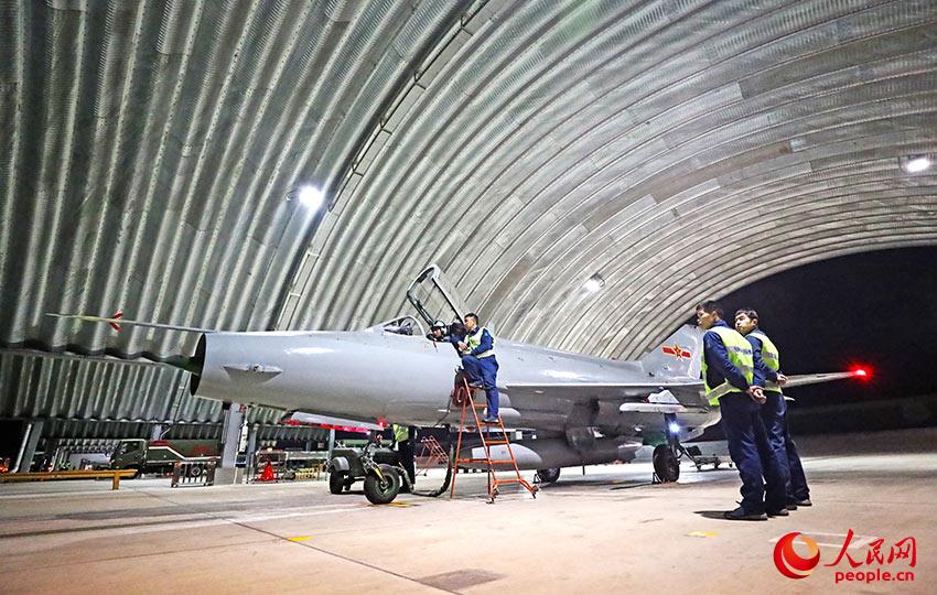 �ǿղ��ʸ�·�ˡ�