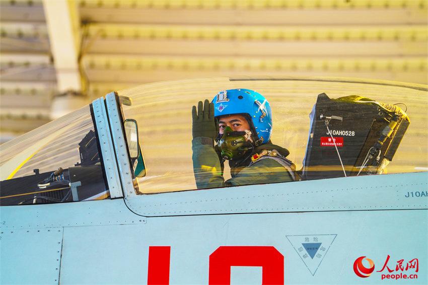 ����Ա���ÿ���׼����