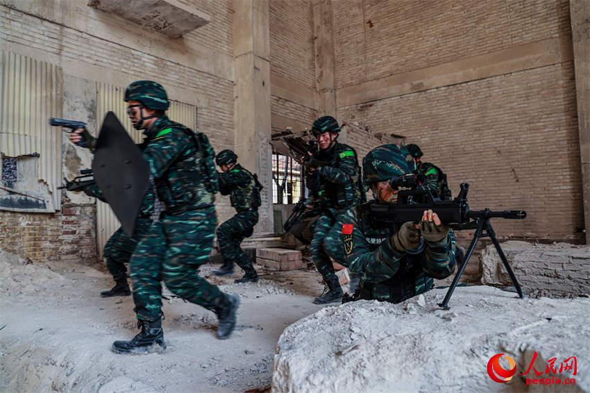 ��սС��ռ���������Ρ�