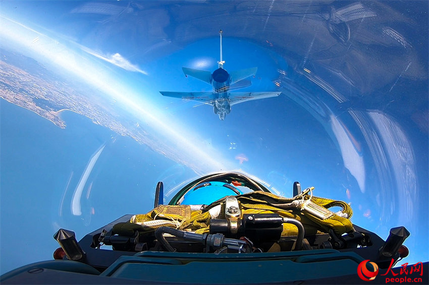 ���з��С�