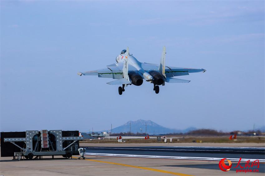 ս�����ա�