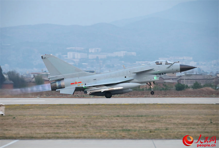 ս���������ա�