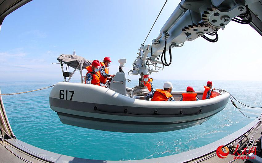 ����Сͧ��