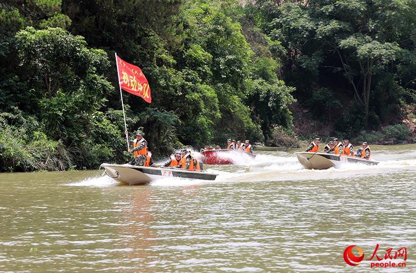 �����Ƕ���ǰ����