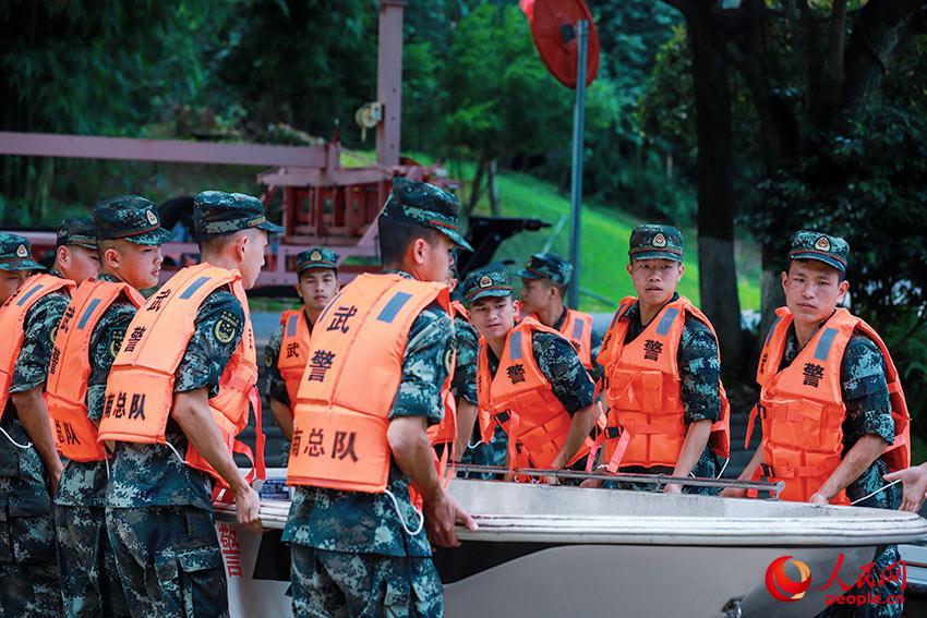 װж����ۡ�