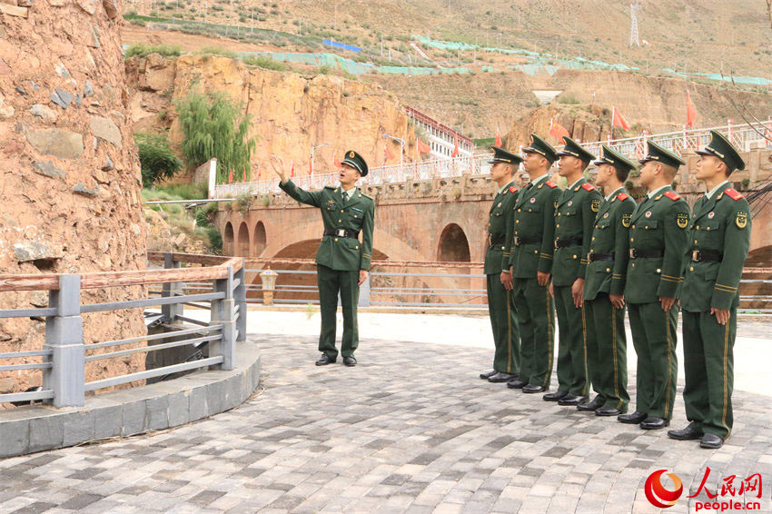 ����ʮ�˾���·���ŵ�ս�����¡�