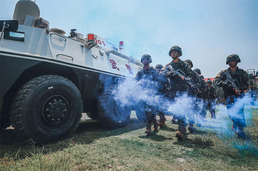 ����ս��ԱѸ�ٽ���սλ��