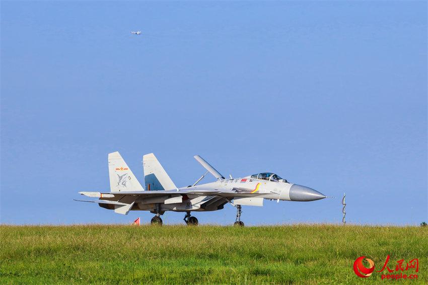 ս�����䡣