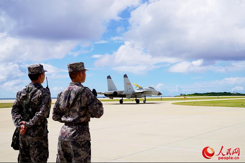 ս�����С�