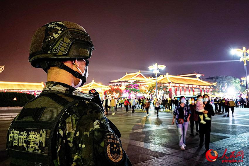 ���Ʋ�ҹ��ҹ��ִ�ڡ�