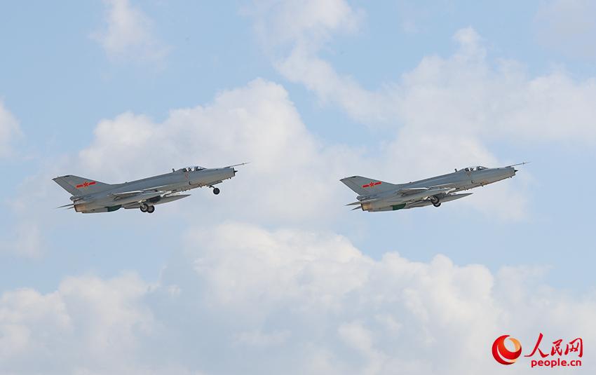 ˫����Ӽ������ա�