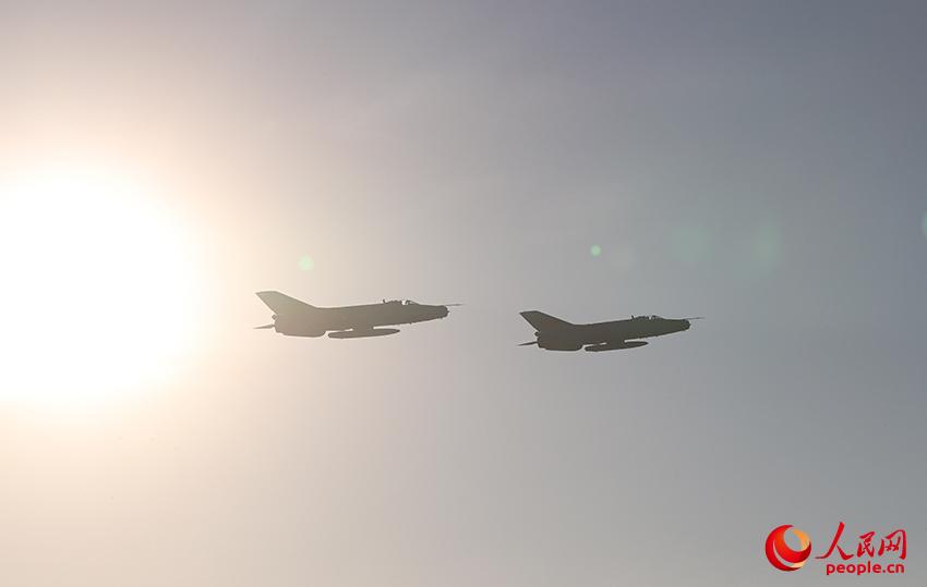 ������ա�