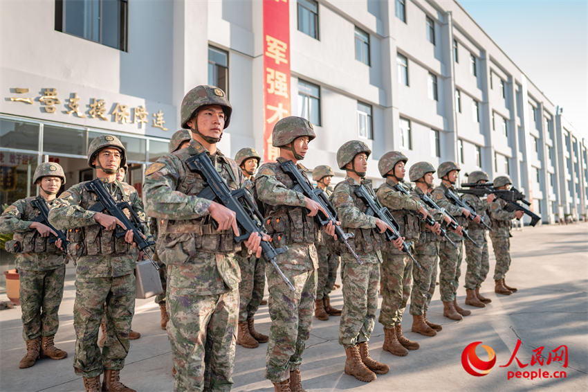 �ٱ�������ս����