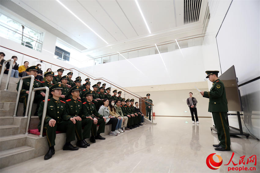 �ٱ����ԡ�