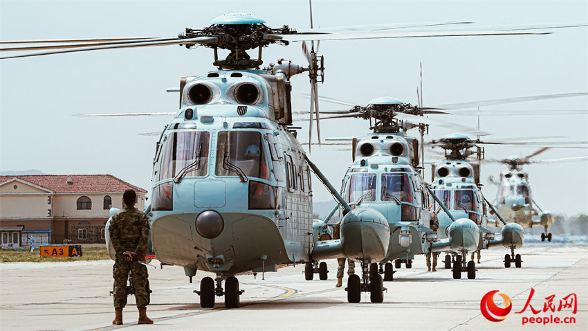 ���к��顣