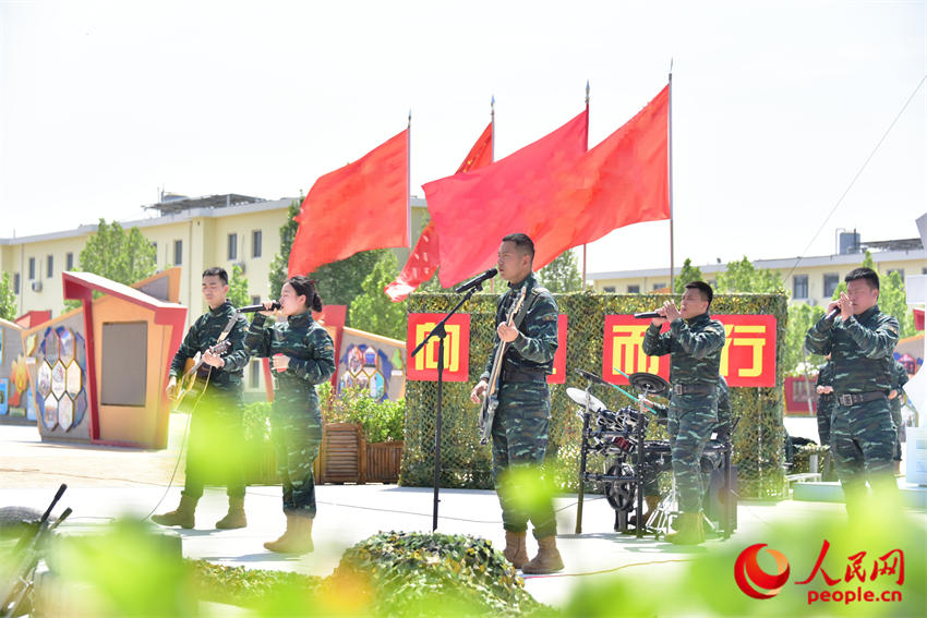 �ݳ�������