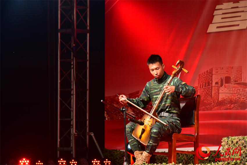 ������ͷ�١�