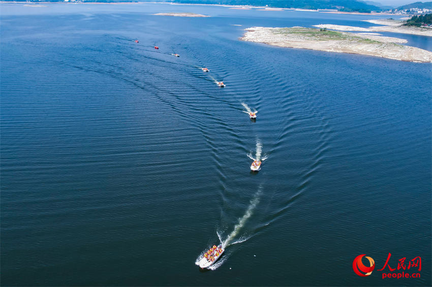 ����ѵ���������ת�䡣