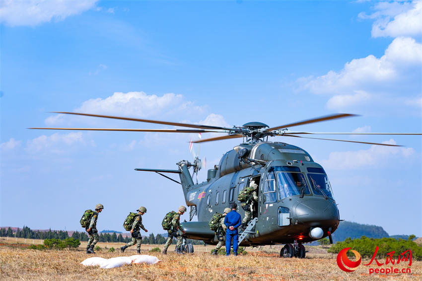 ��ս��Ա׼���ǻ���