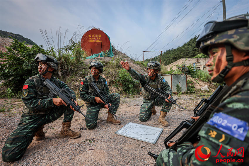 ����ս������