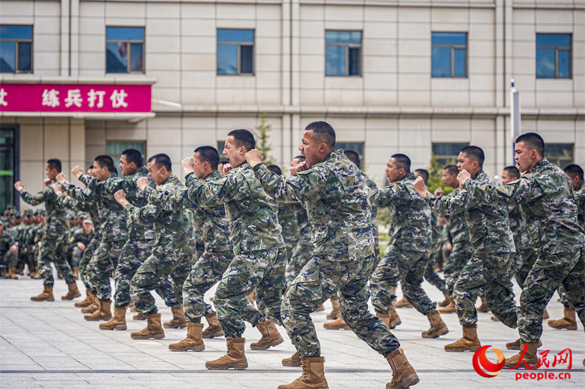 �����ܵ�ȭѵ����