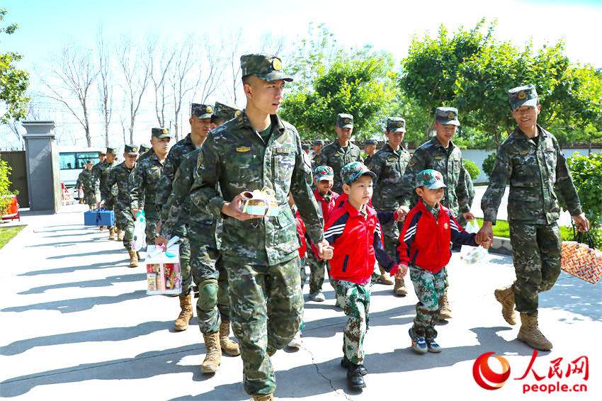 �ٱ��������ǣ��С���ѽ���Ӫ����