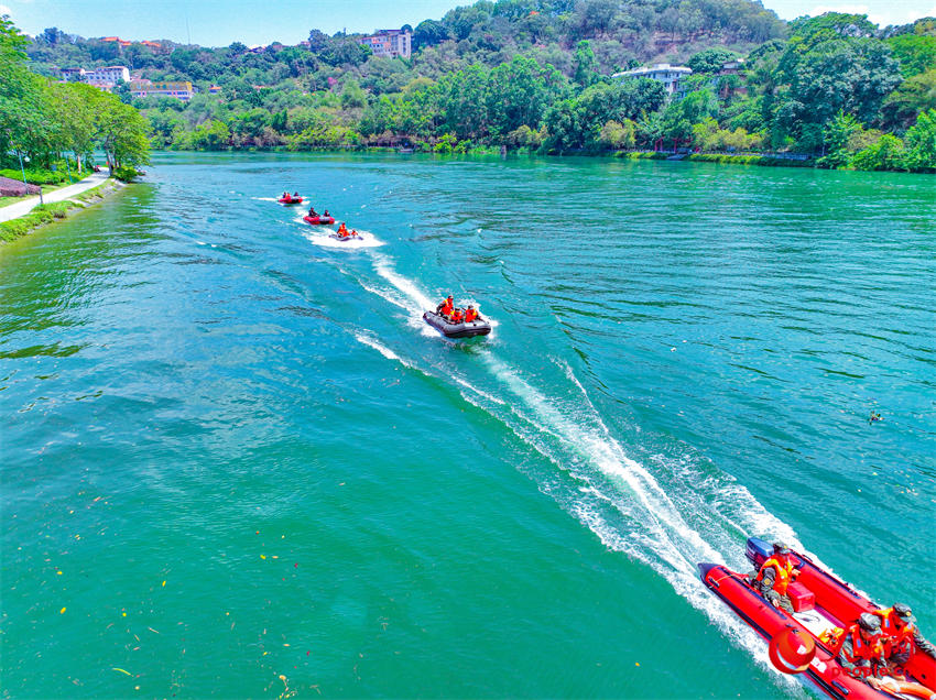 ��ʻ��Ƥ�۽���ˮ���Ѿ�������